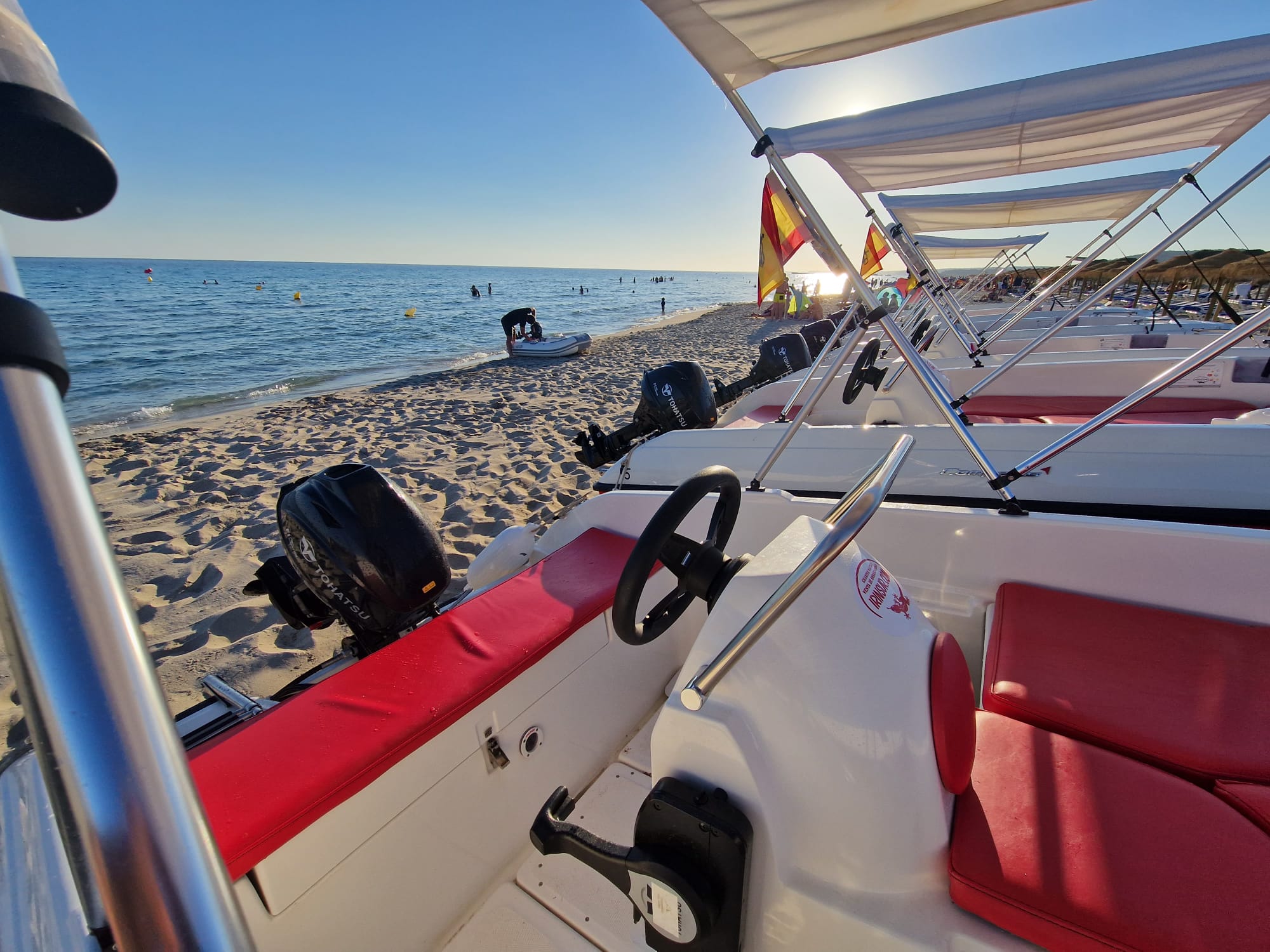 Alquiler de barcos sin licencia en Son Bou, Menorca
