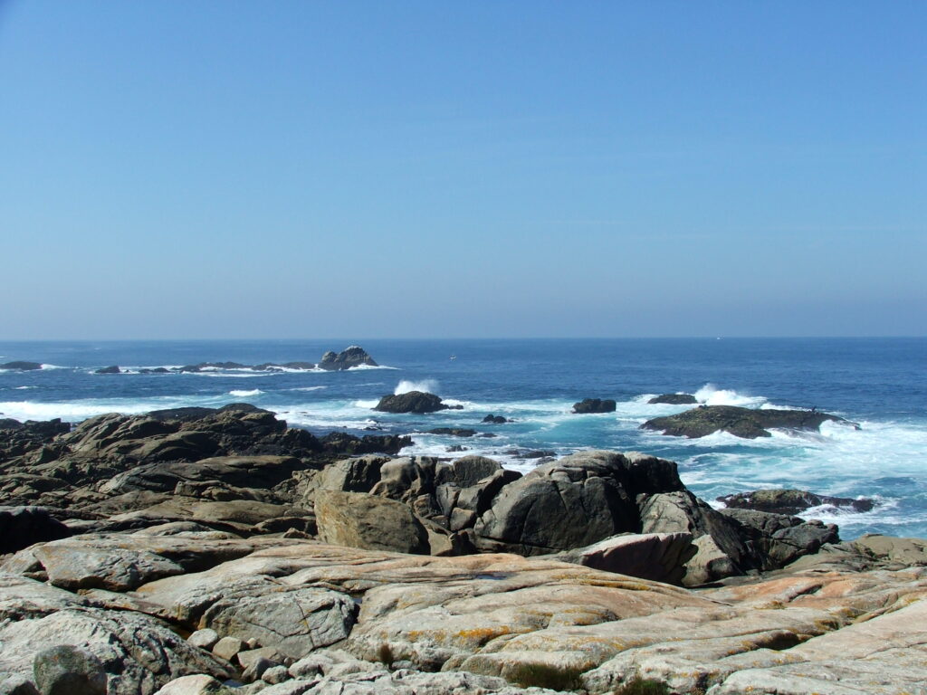 ¡Descubre Menorca desde el mar! Alquila tu embarcación y vive una aventura inolvidable